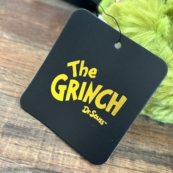 Grinch Fuzzy Belt Bag - Picture 8 of 15
